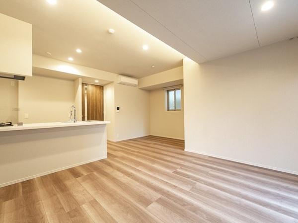 新宿区西早稲田２丁目のマンション
