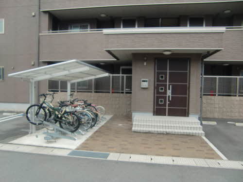 シャーメゾンしおやの杜C棟