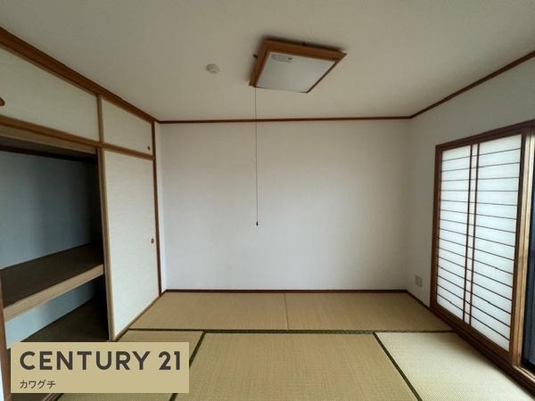 サンスクエア記念館前