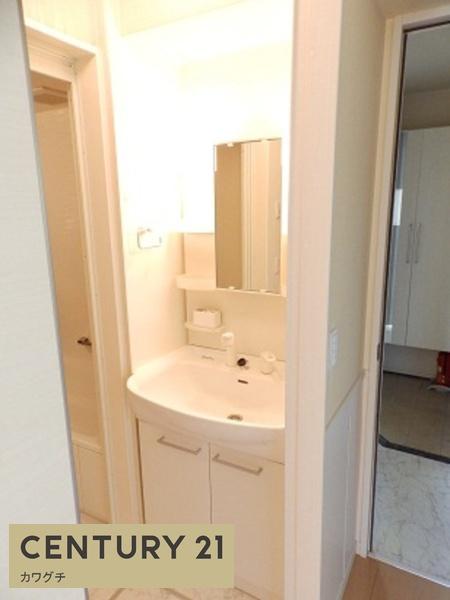 山陽小野田市高栄１丁目のアパート