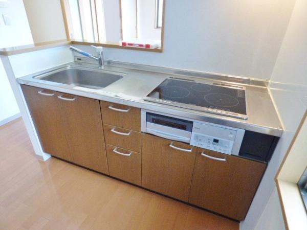 宇部市岬町１丁目のアパート