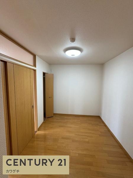 山陽小野田市中川６丁目のアパート