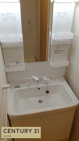ネオ　ユニヴァース