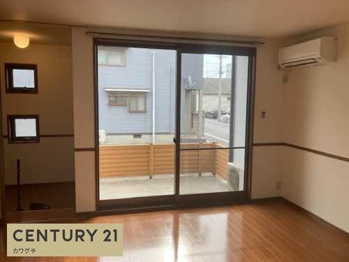 シャーメゾン西中町A棟