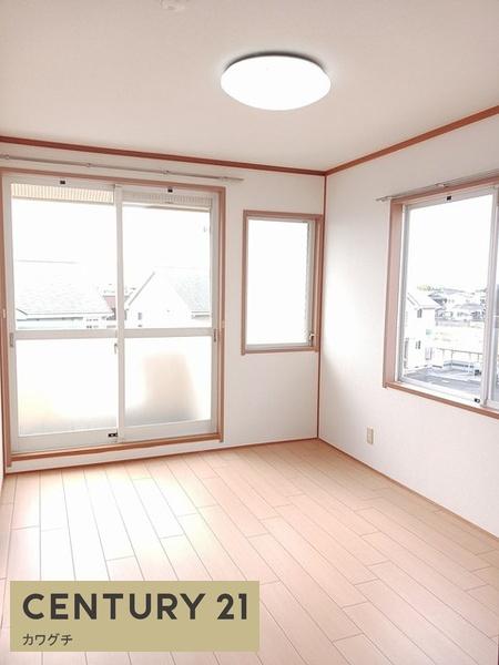 ロイヤルパレス村松ⅡA