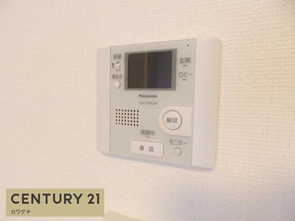 セントレ　ドゥ　ブランシェ　U
