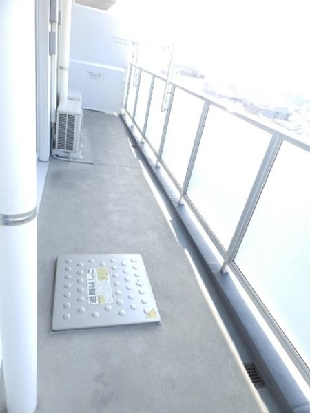 セントラルコートU