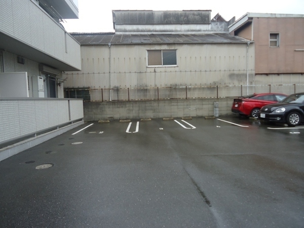 ヒルズ琴芝町