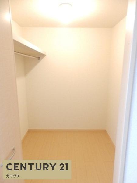 ハピネス　A棟