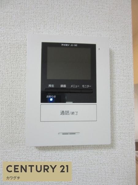 ライヴズA