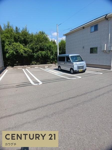 ルタンⅠ(駐車場)