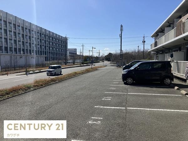 メゾン・プライム(駐車場)