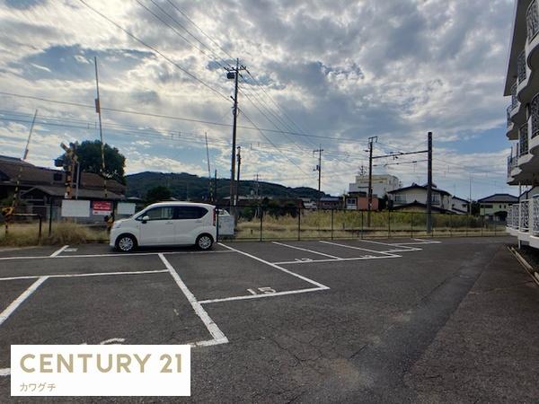 リバティーハイツ(駐車場)