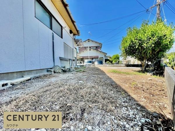 東岐波貸家(庭)