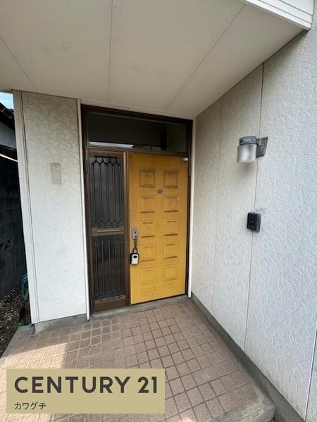 北琴芝1丁目貸家(エントランス)