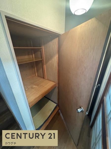 北琴芝1丁目貸家(収納)