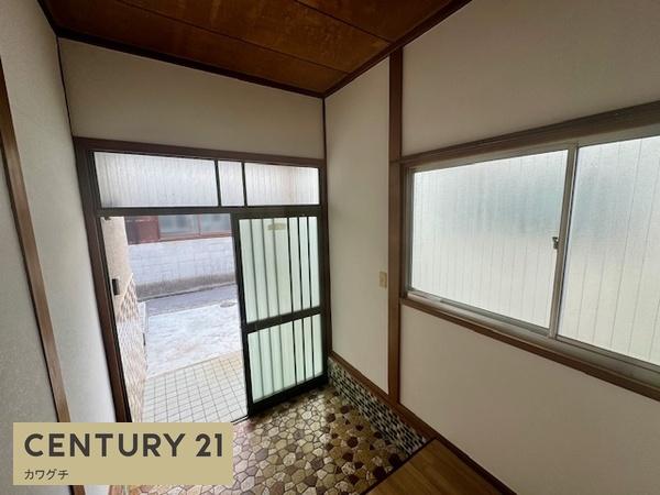 明治町貸家(玄関)