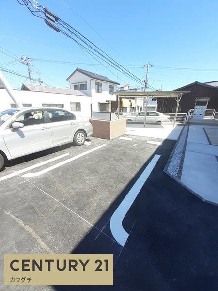 リヴィン(駐車場)