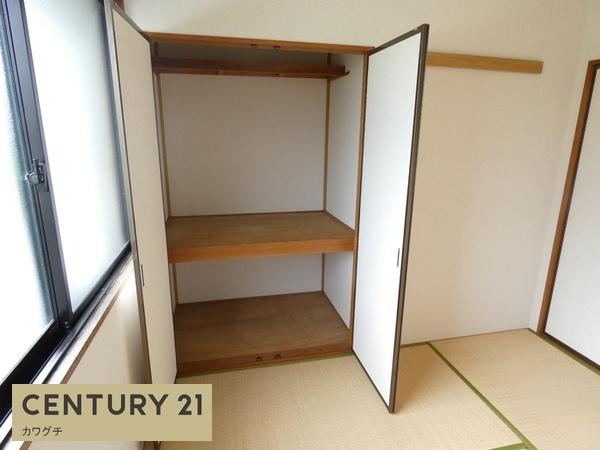 セジュール床波B棟(収納)