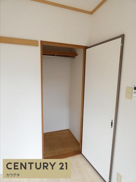 セジュール床波B棟(収納)