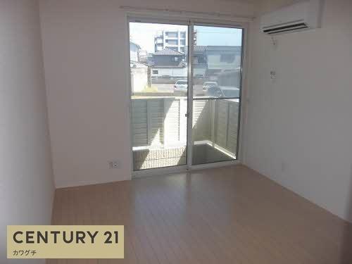 シャーメゾン小串