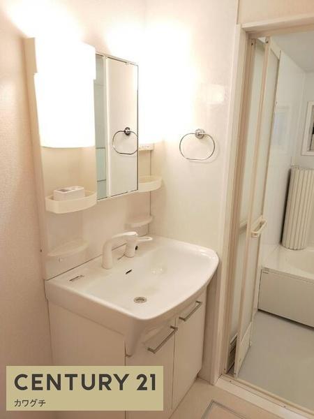 コージーコート東新川