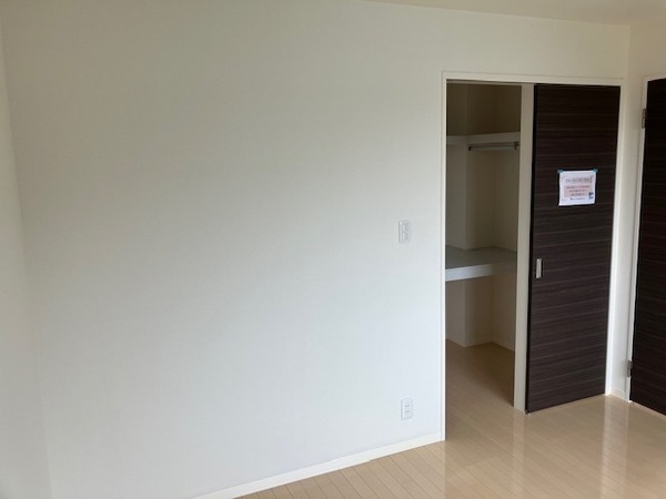 シャーメゾン際波C棟