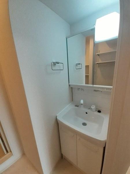 ララ・カッツェ・Ｕ