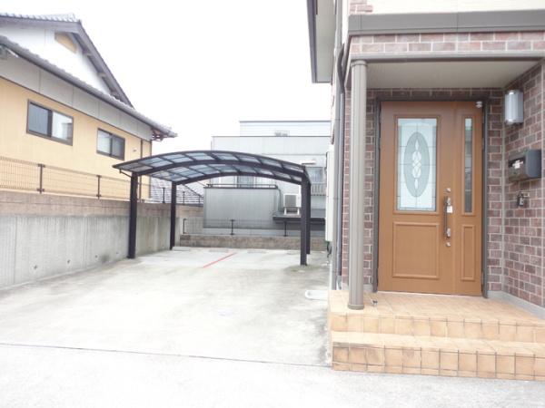 宇部市西小串２丁目のテラスハウス