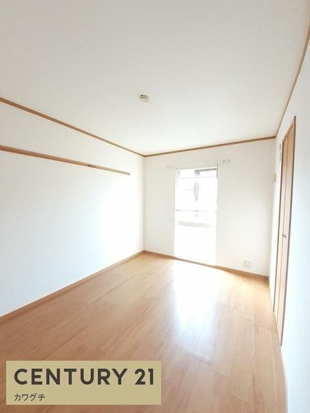 カレッジコート　D