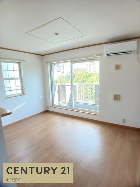 カレッジコート　D