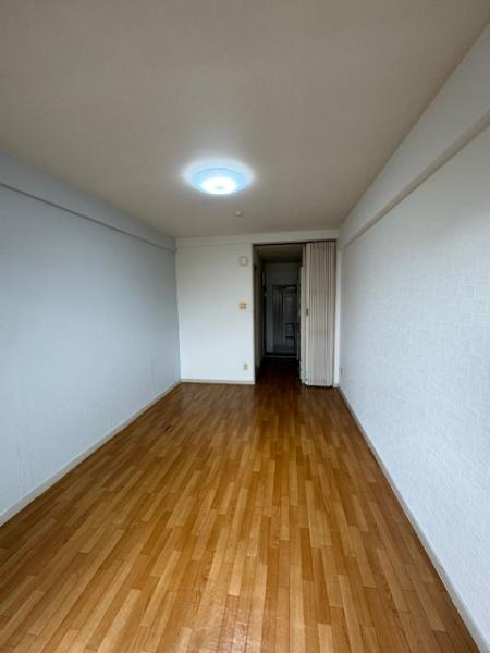 エルコ朝日町マンション