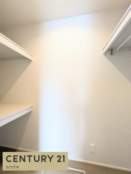 シャーメゾンブラウ