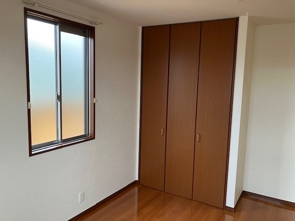 シャーメゾン洛陽C棟