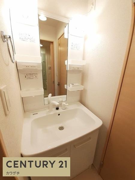 アバンツァート　B