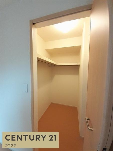 アバンツァート　B