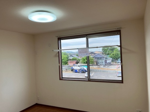 シャーメゾン洛陽C棟