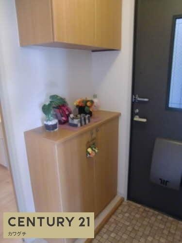 ヴァリュージュ　B棟