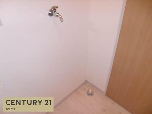 ヴァリュージュ　B棟