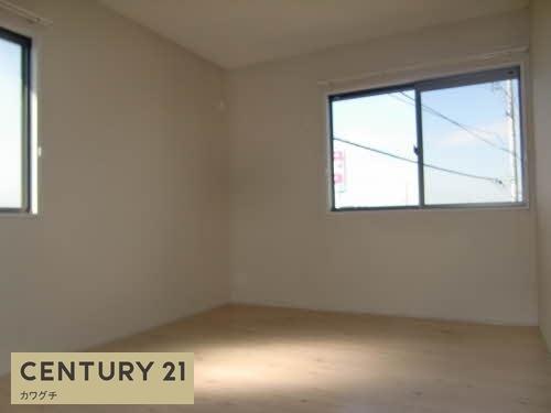 ヴァリュージュ　B棟