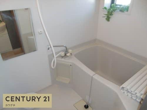 ヴァリュージュ　B棟