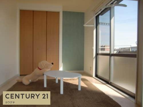 ヴァリュージュ　B棟