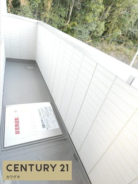 クレストヒルズA棟