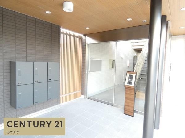 クレストヒルズA棟