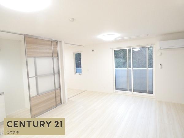 クレストヒルズA棟