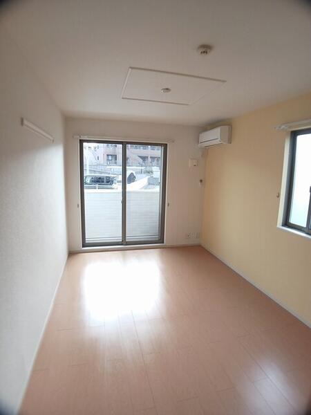 マーチ・グレイス弐番館　Ｂ