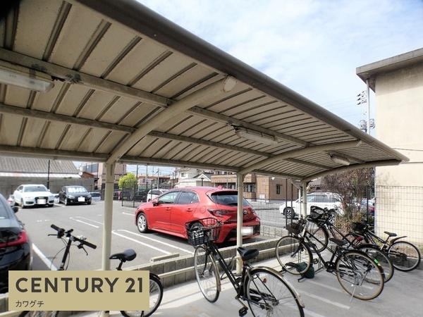 セントラルコートU