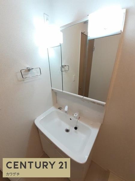 クレールかめうら