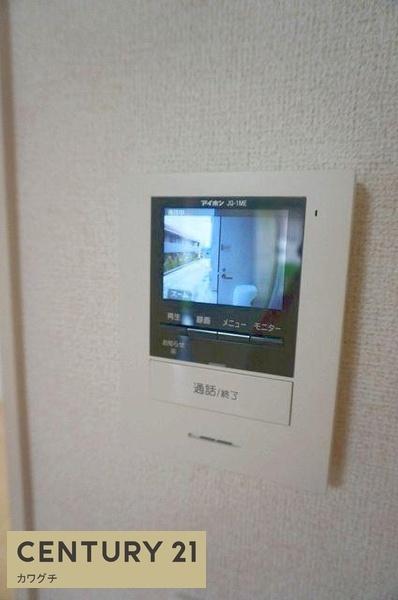 ライヴズ　Ｃ