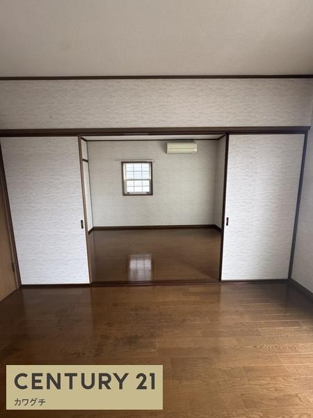 妻崎開作借家